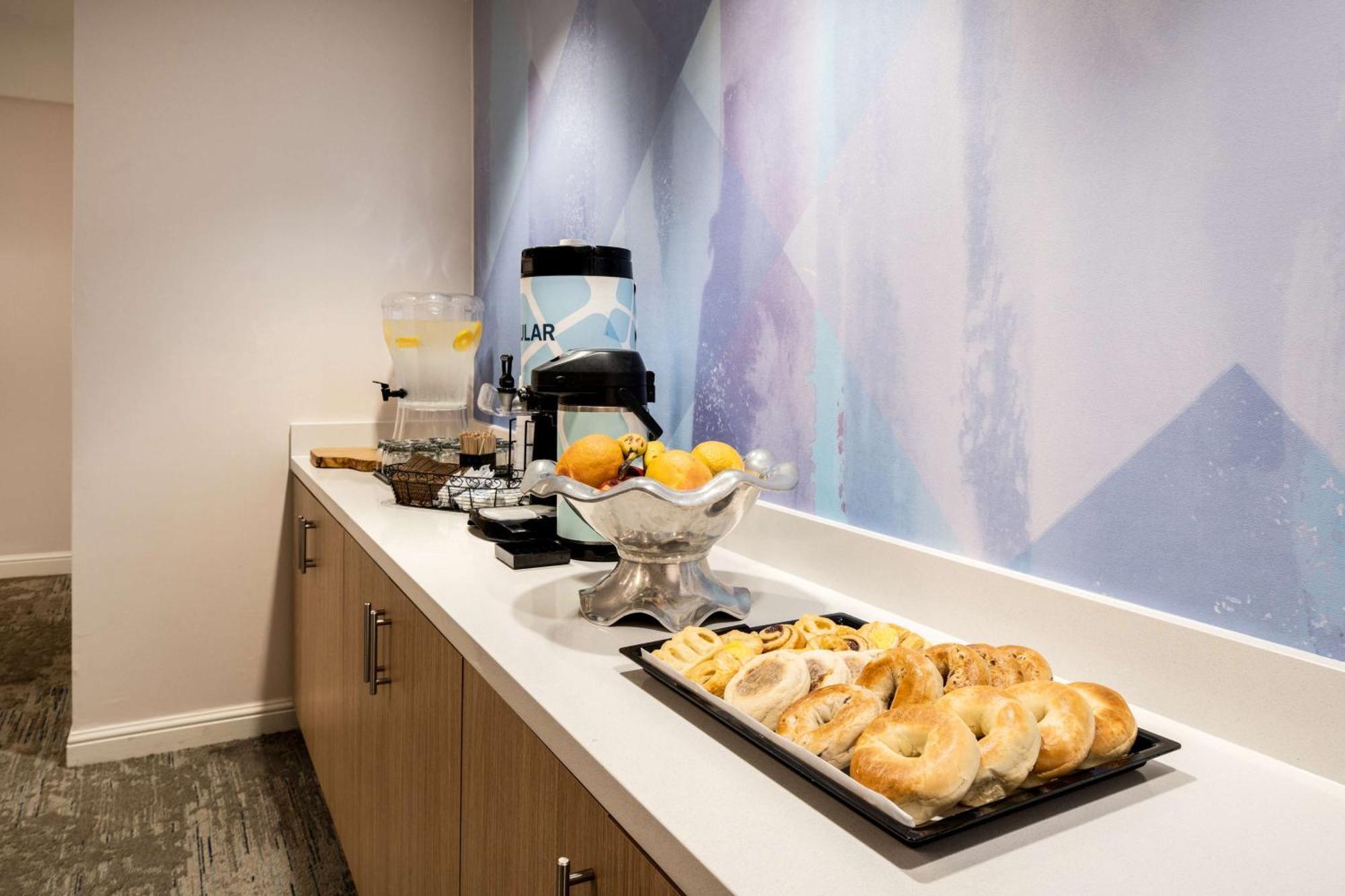 Hilton Garden Inn Folsom Luaran gambar