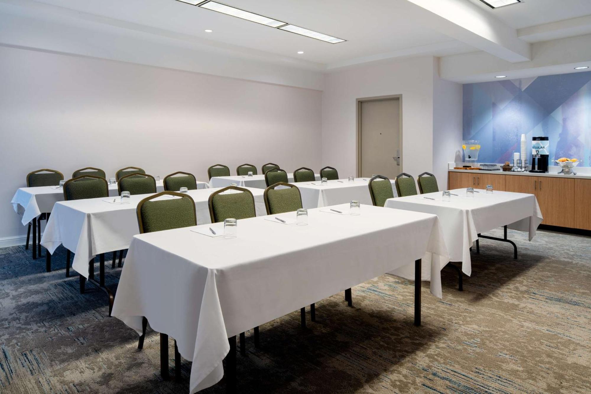 Hilton Garden Inn Folsom Luaran gambar